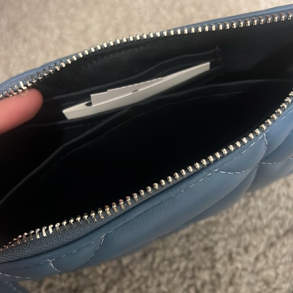 Coach Nolita 19 Puffy Diamond Quilting Leather Wristlet/Shoulder Bag (CM254) NWT - Picture 3 of 3